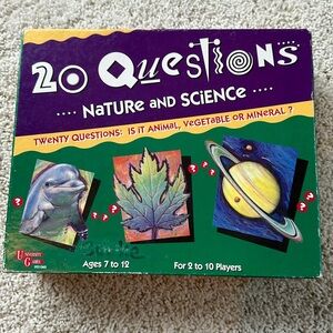 UNIVERSITY GAMES - 20 Questions - Nature and Science - Board Game - Complete